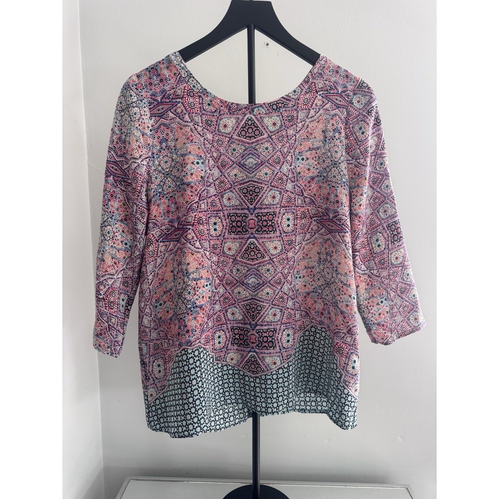 Maeve 100% Silk Geometric Print‎ Button Back Blouse Women's Size 6 - Picture 2 of 8